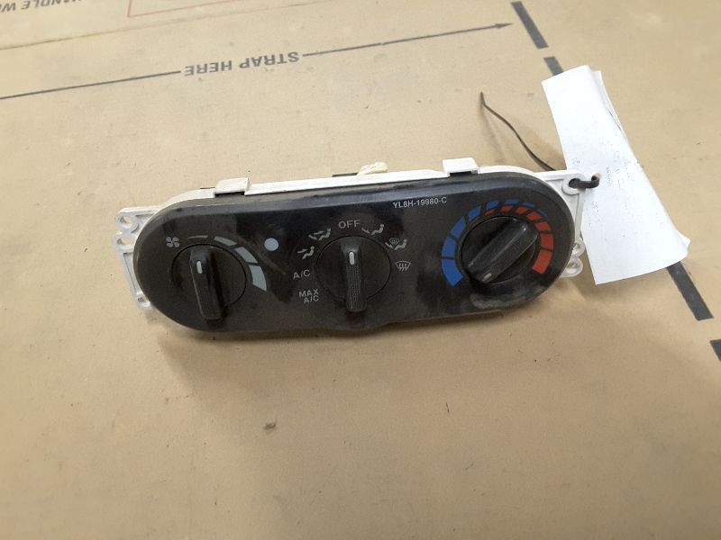 01 02 03 04 MAZDA TRIBUTE TEMPERATURE CONTROL AC 81831