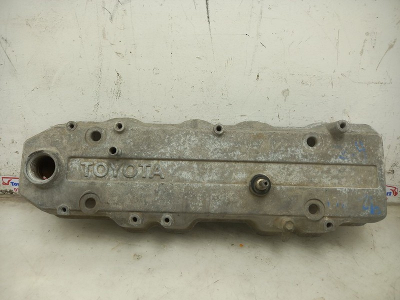 TTOYOTA 91 92 93 94 Valve Cover