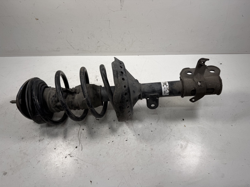05-06 Honda Odyssey EX-L Left Front Strut Assembly 51602-SHJ-A35 OEM
