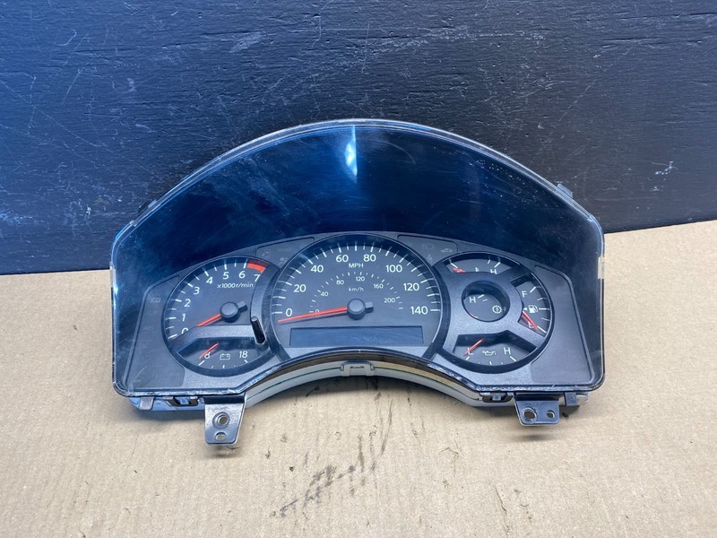 2004 to 2005Nissan Titan Speedometer Cluster Gauge Bezel AC8922 DG