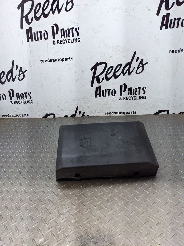 2007-2009 Silverado Tahoe Suburban Yukon Escalade Fuse Box Cover 1509798 1164902