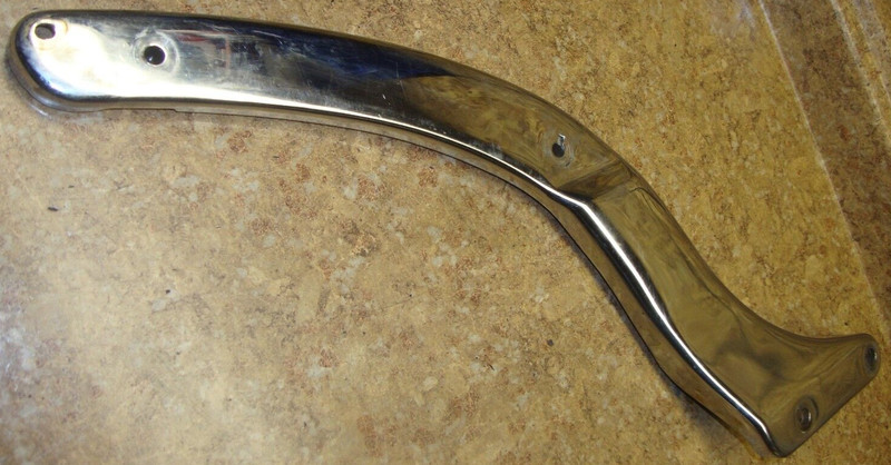 00 Yamaha XVS650 XVS 650 A V Star Right Rear Chrome Fender Cover Rail Guard Bar