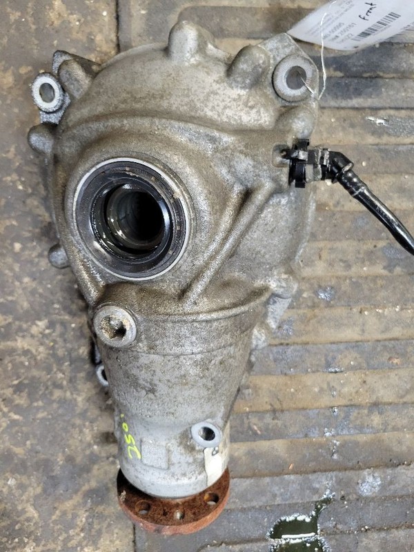 Differential Carrier Front Gasoline 3.38 Ratio Fits 11-17 BMW X3 1580658