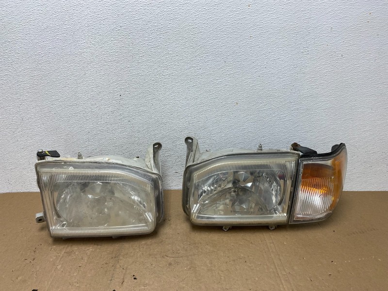 1999-2004 Nissan Pathfinder Left+Right Side Set Halogen Headlights Oem AC5824 DW