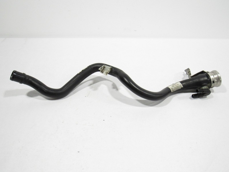 BMW M4 F82 2015 Fuel Gas Reservoir Tank Filler Neck Pipe Line Tube 15-20 ;:Y