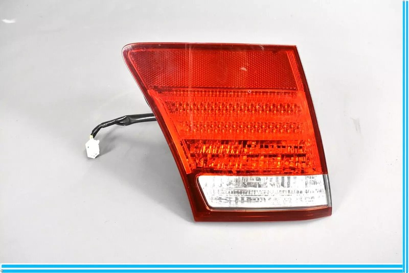 07-09 Lexus LS460 LS600hXF40 Rear Left Driver Side Inner Taillight Lamp OEM