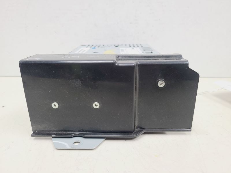 Audio Equipment Radio Receiver AM-FM-CD-MP3 Fits 16-20 MKZ 563637