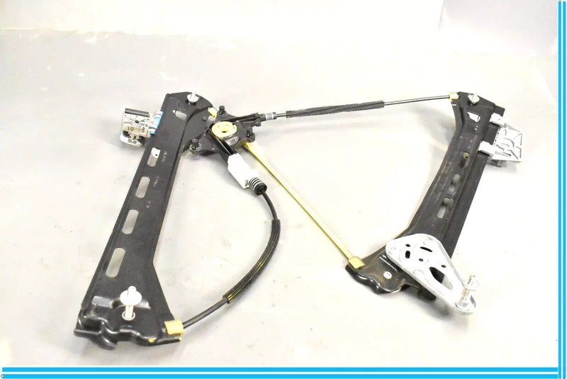 12-18 Mercedes W218 CLS550 CLS63 Front Right Side Window Regulator Motor OEM