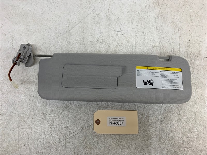 Tesla Model Y Left Sunvisor 1490405-01-B 48007 B21