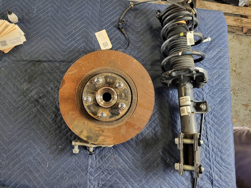 Used Oem Hyundai Right Passenger Front Suspension Knee 2019-2020 Santa Fe 2.0L