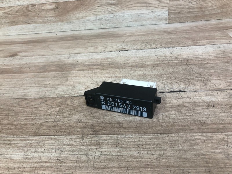 MERCEDES BENZ OEM R129 500SL 300SL SL500 WINDSHIELD WIPER MOTOR RELAY 90-95