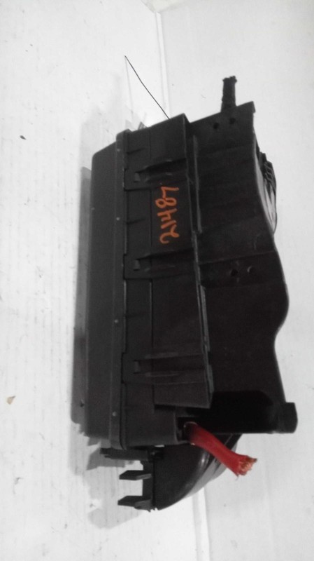 2015 Chevrolet Malibu OEM Fuse Box TAN 2.5L 52000 Miles Genuine Part