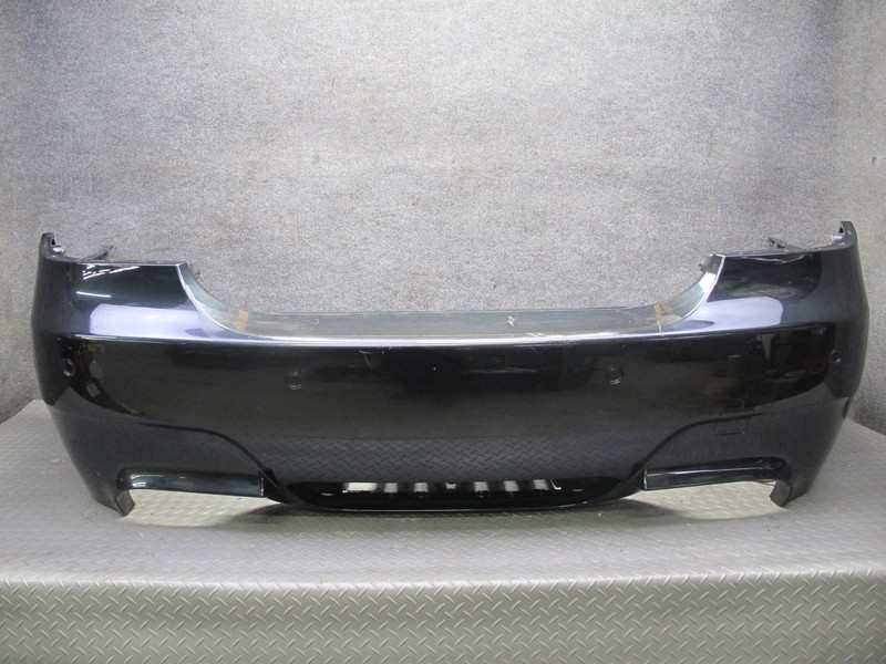 2006-2010 BMW E60 M5 REAR BUMPER COVER W PDC BLACK 7896847