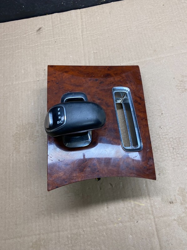 2011 2012 2013 2014 Chrysler 300 Center Console Shifter Bezel Trim OEM Y9923 DG
