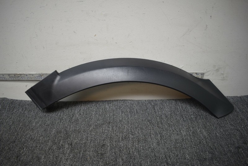 2012 LAND ROVER L405 LEFT SIDE ARCH TRIM FACTORY OEM