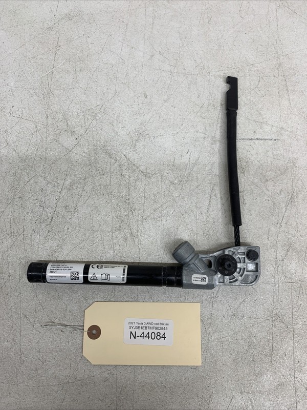 Tesla Model 3 Passenger Right Hand Seat Belt Pretensioner 1090324-01-C 44084 B4