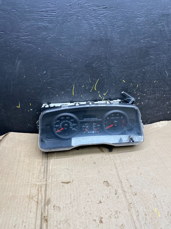 2009 to 2010 Mercury Marquis Speedometer Cluster Gauge Oem X6052 DG