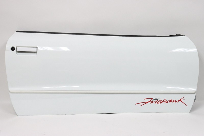 93-02 Pontiac Firebird Trans Am Firehawk Passenger Side White Door w/ Glass USED