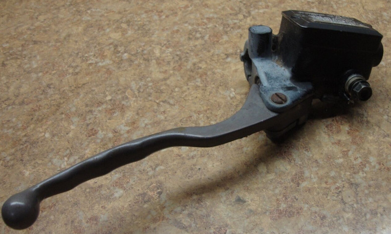 1990 Honda CBR600 F CBR 600 600F CBR600F Right Brake Lever Master Cylinder E9