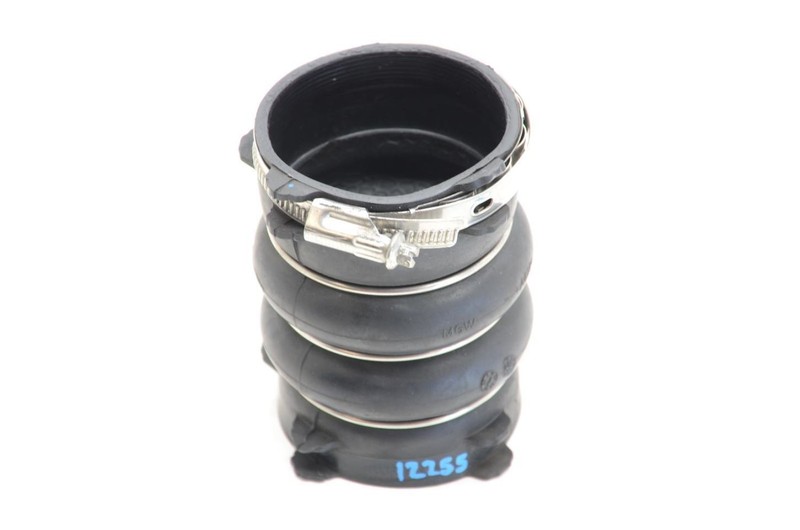 15-18 Porsche Macan 3.0L Intercooler Connector Charge Pipe 95B145832