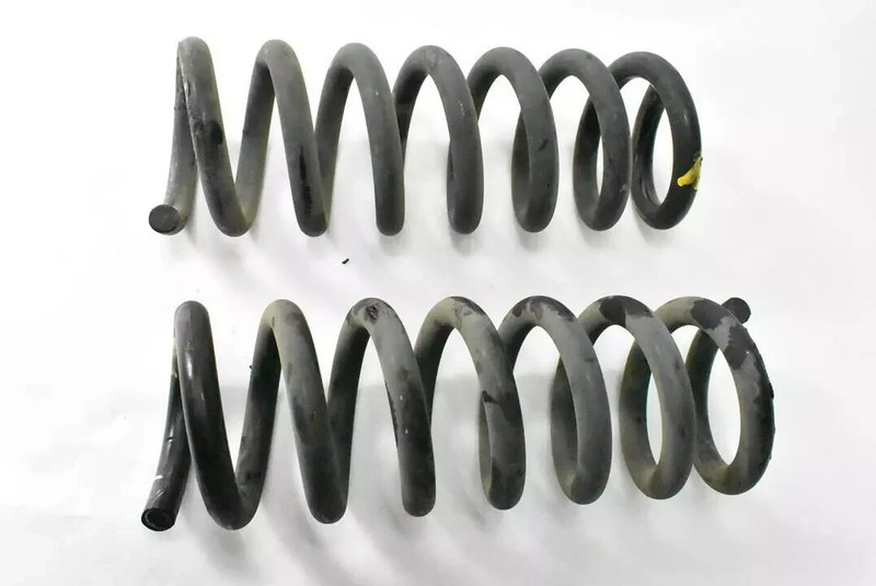 08-14 Mercedes W204 С300 C250 C350 Rear Shock Strut Coil Spring Set of 2 OEM