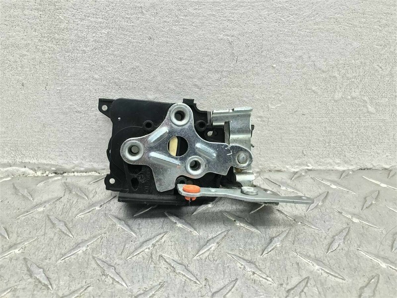 05-09 CHEVROLET UPLANDER DRIVER REAR SLIDING DOOR LATCH LOCK OEM 10347140