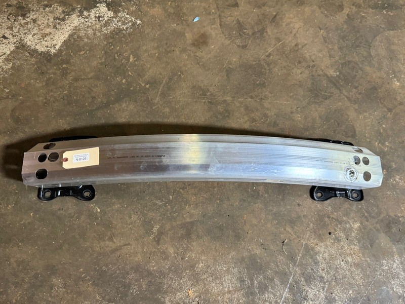 20-23 Tesla MYRear Bumper Reinforcement Beam W Brackets 1487616-00 N-8126 S24