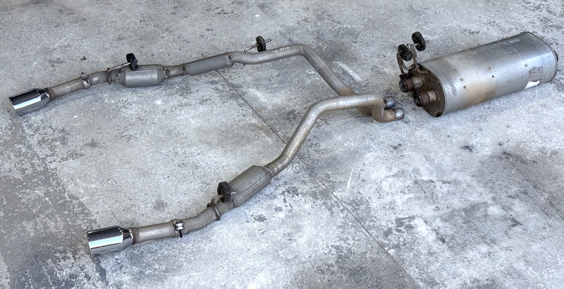 ✅ 14-19 RAM 1500 Class 3.0L Diesel OEM REAR EXHAUST SYSTEM MUFFLER PIPE TUBE 83K