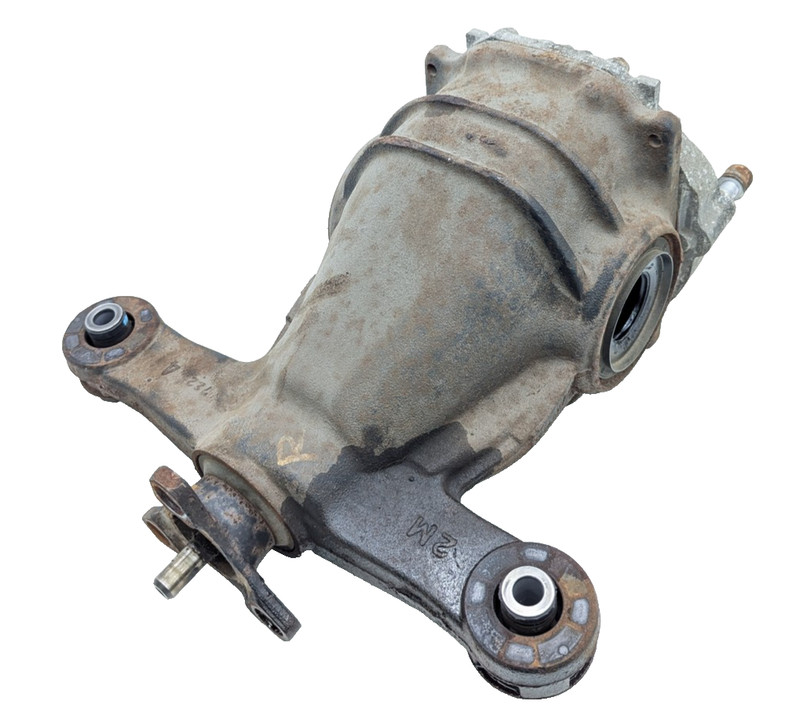 2008 2008 Lexus LS600H AWD Rear Differential Carrier OEM