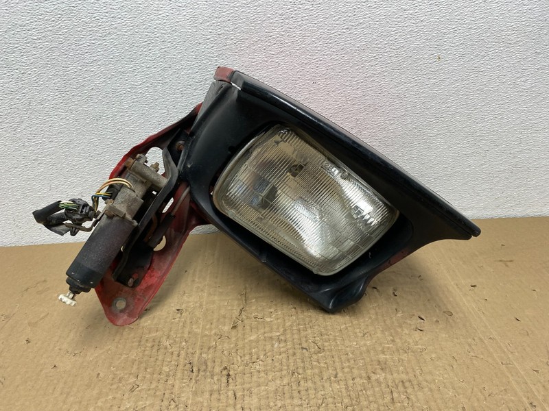 1990-1993 Toyota Celica Right Passenger Headlight Complete With Motor AC4008 DW