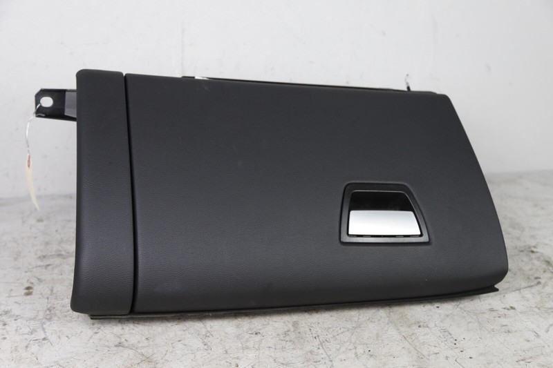 2014 - 2020 MASERATI GHIBLI DASH DASHBOARD GLOVE BOX STORAGE COMPARTMENT OEM