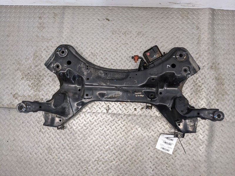 Crossmember/K-Frame Front Fits 14-16 CADENZA 1183998