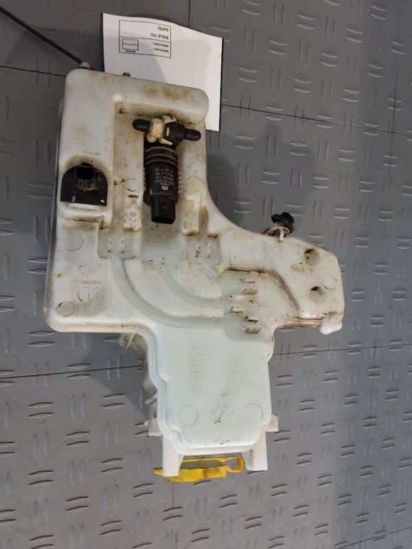 Wash Reservoir LHD With Rear Washer Engine Fits 18-20 WRANGLER 3535124
