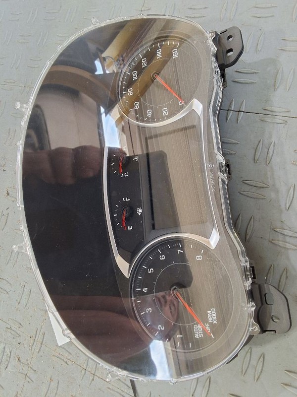 Speedometer MPH ID 84562488 Fits 19 EQUINOX 3461089