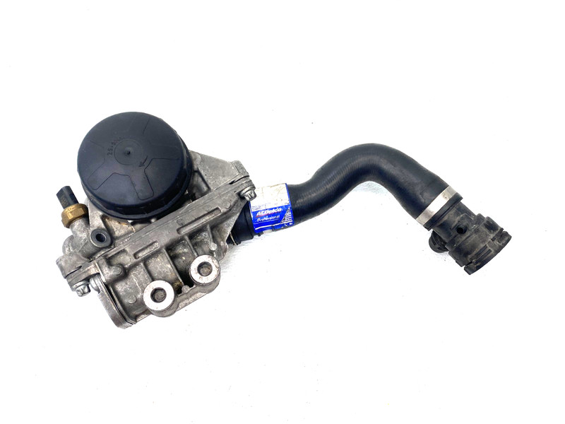 11-13 BMW 135i E88 N55 ENGINE OIL FILTER HOUSING COOLER OEM #A0.09