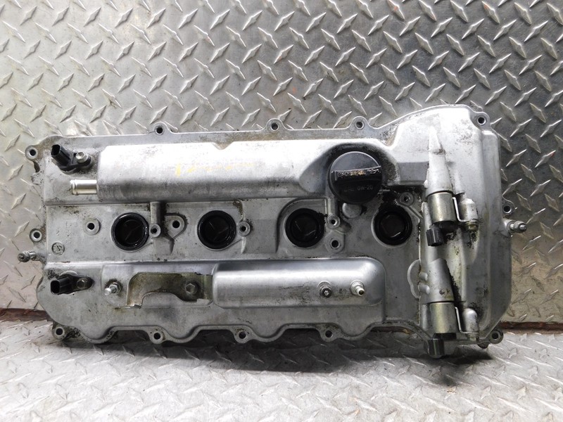 2010-2011 TOYOTA CAMRY ENGINE VALVE COVER 2.5L