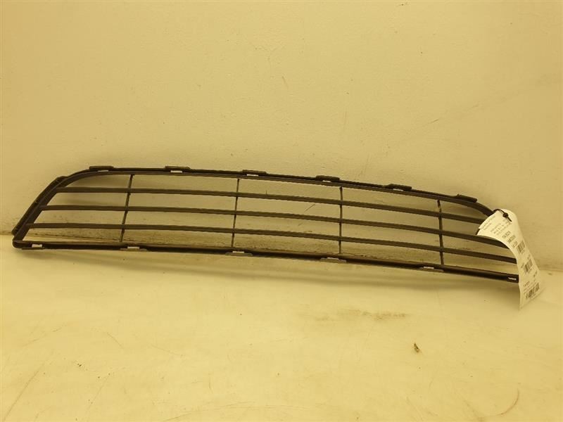 07-08 TOYOTA YARIS 1.5L FWD AT FRONT LOWER GRILLE