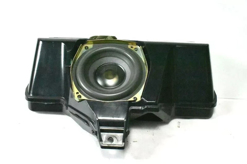 03-19 Maserati Quattroporte Front Bose Subwoofer Sub Woofer Sound Speaker OEM
