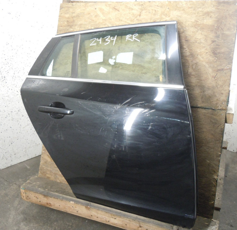 2015-2018 Volvo V60 Rear Door Assembly Passenger Right OEM 019
