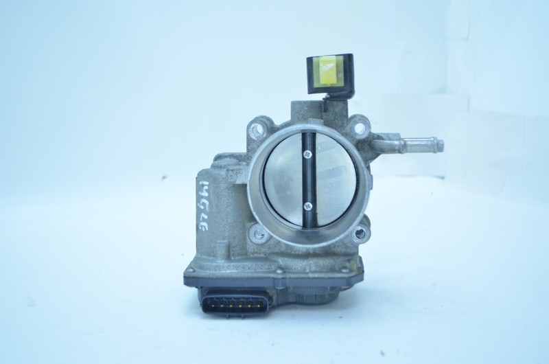 10-17 TOYOTA CAMRY 2.5L ENGINE THROTTLE BODY OEM