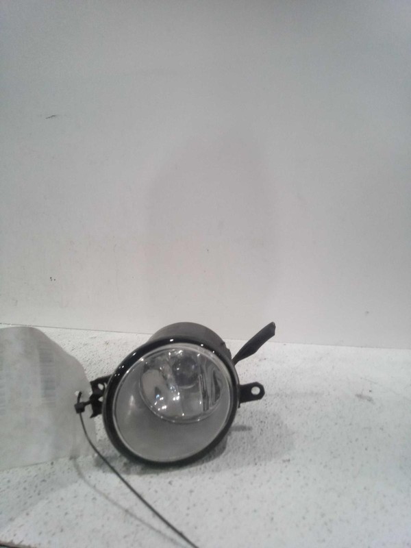 Used Driving Light fits: 2011 Suzuki Kizashi Fog-Driving Grade A