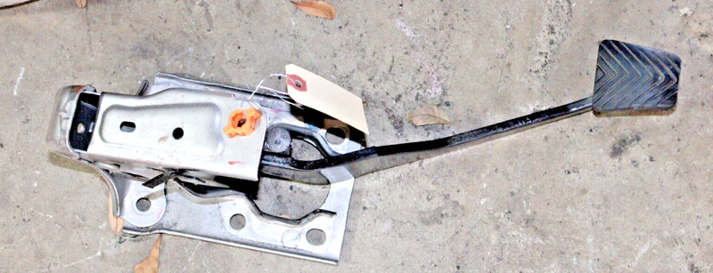17-19 MITSUBISHI OUTLANDER SPORT STOP SLOW BRAKE PEDAL ASSEMBLY Manual