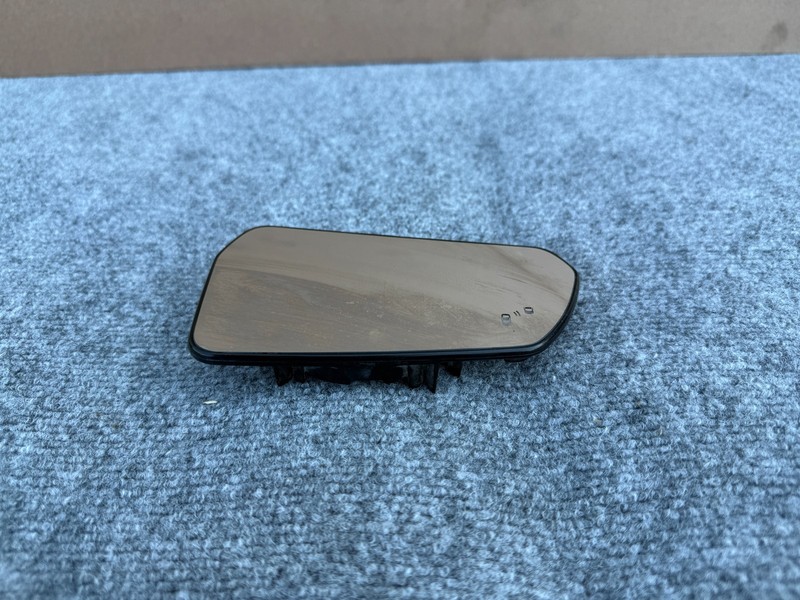 FORD MUSTANG GT 2015-2023 OEM RIGHT PASSENGER DOOR MIRROR GLASS WITH BLIND SPOT