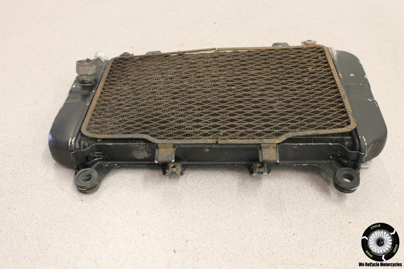 1993 Kawasaki Ninja ZX6 ZX600D ENGINE RADIATOR MOTOR COOLER COOLING RADIATER ZX