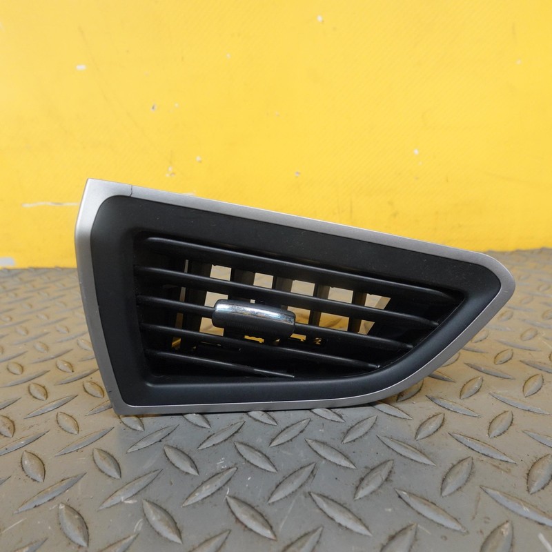 2019-2024 FORD EDGE DASH RIGHT OUTER AIR VENT GRILLE TRIM COVER OEM EM2B-19893
