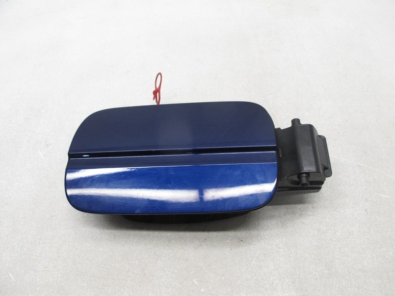 17-24 AUDI B9 A4 S4 SEDAN GAS FUEL LID FILLER DOOR COVER CAP OEM 021025