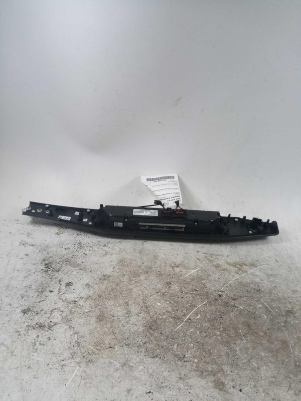 Used A/C Selector Switch fits: 2019 Audi A4 front w/o seat ventilation w/o heate
