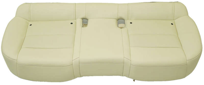 π
2019-2025 CADILLAC XT4 OEM. SEAT CUSHION FOAM REAR LOWER WITH COVER