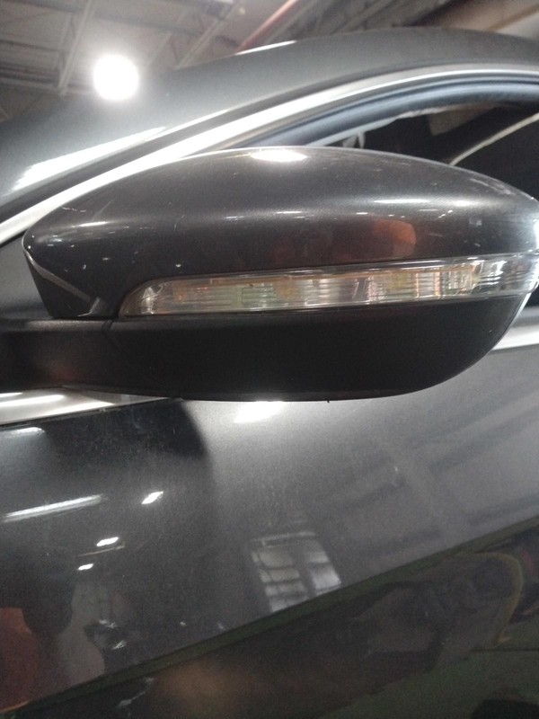 2016 Volkswagen CC Left Door Mirror Assembly Grey 215997 73K Miles