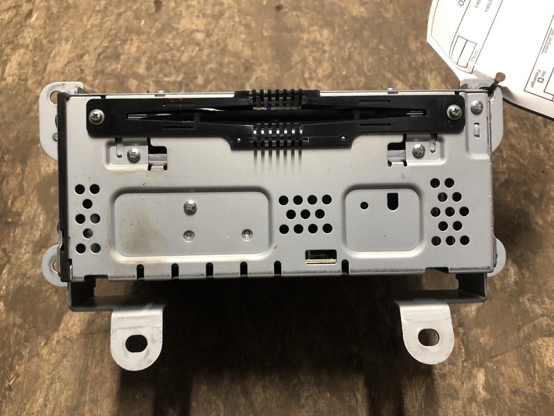 15 LINCOLN MKC radio receiver AM-FM-CD-MP3 OEM